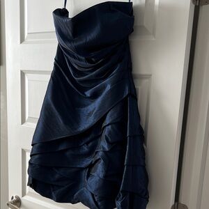 Shimmering Dark blue strapless dress
